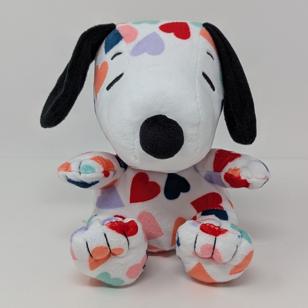 Hallmark Snoopy Plush Peanuts Hearts Love